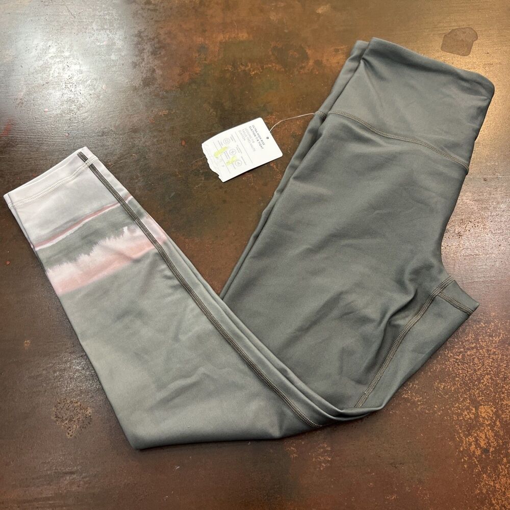 Athleta Ultra High-Rise Elation 7/8 Tight Stretch breathable athleisure
